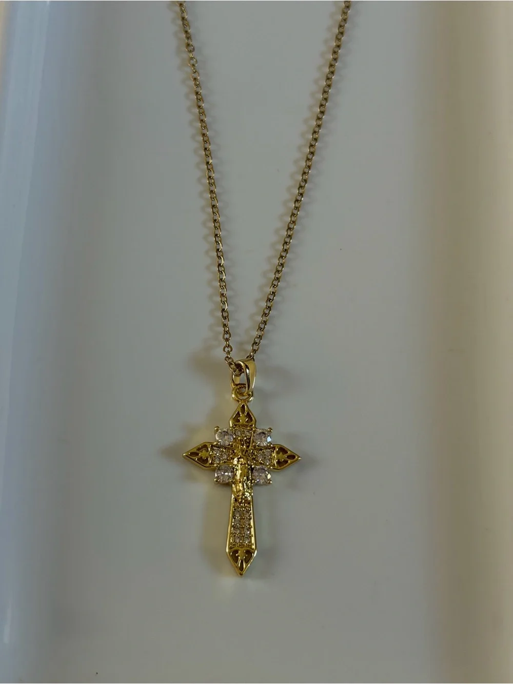 N/A elegant gold